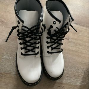 white docs